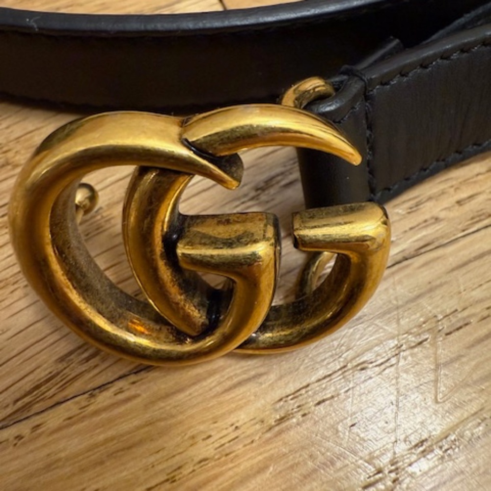 Leather belt with Double G buckle, Style 409417AP00T1000 Color: black leather